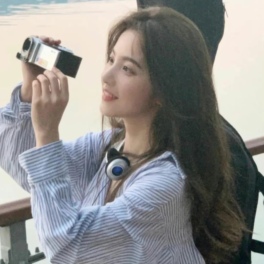 变形记：真千金杀疯了